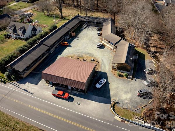 4188 State Hwy 80 S Highway S, Burnsville, NC 28714