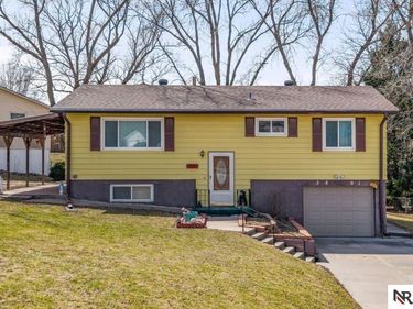 2801 Lloyd Street, Bellevue, NE 68005