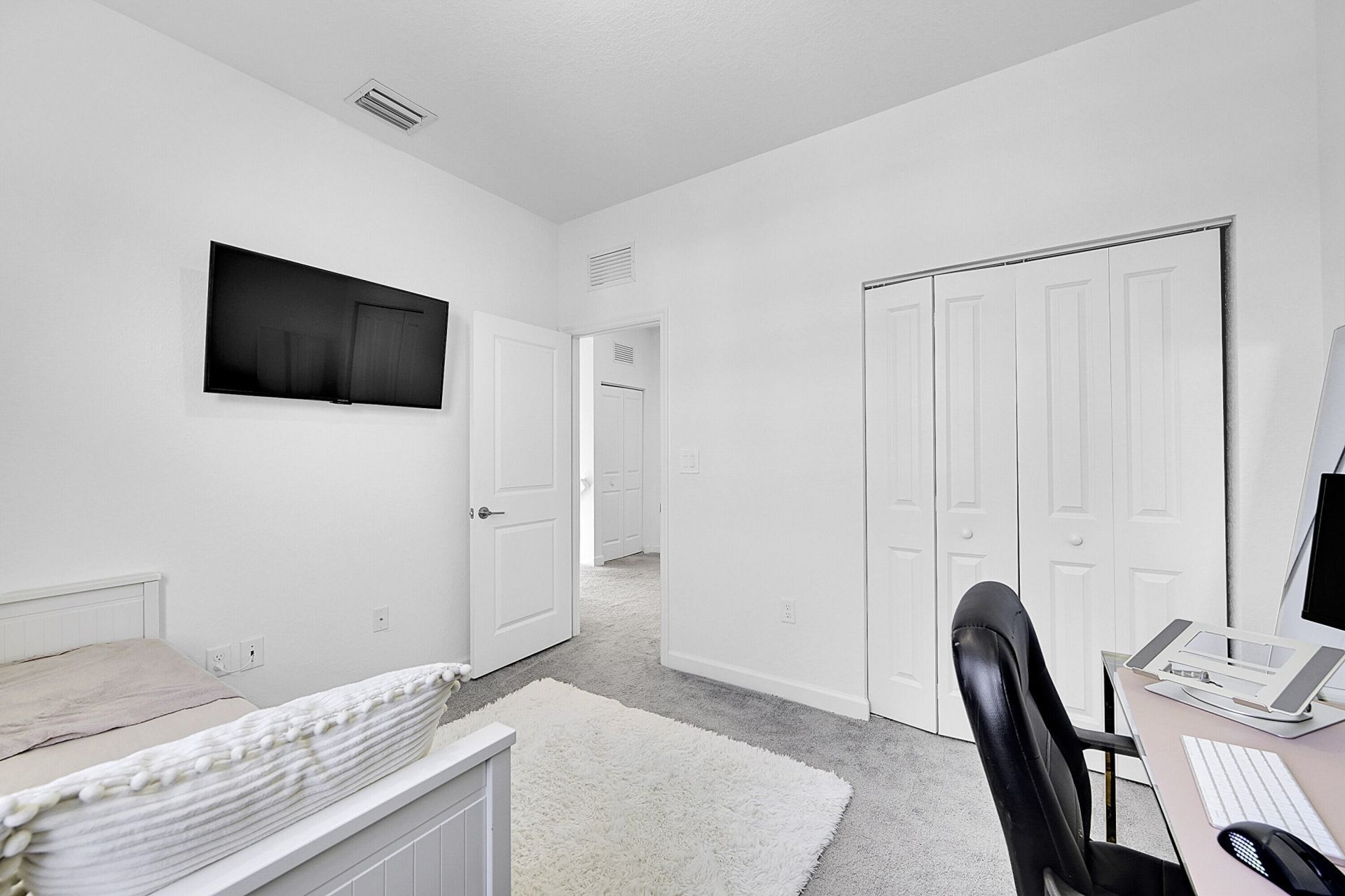 20357 NW 4th Path, Miami Gardens, FL 33169 Photo