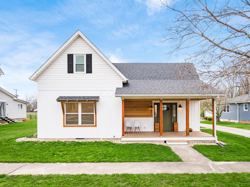 221 E Center Street, West Mansfield, OH 43358 Photo 1