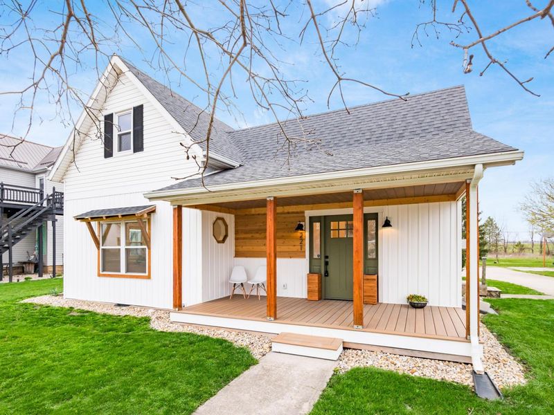 221 E Center Street, West Mansfield, OH 43358 Photo 2