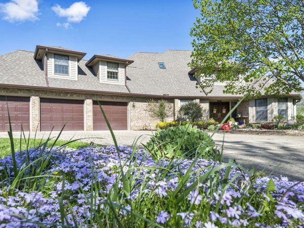 1456 Willowood Way, Marion, OH 43302