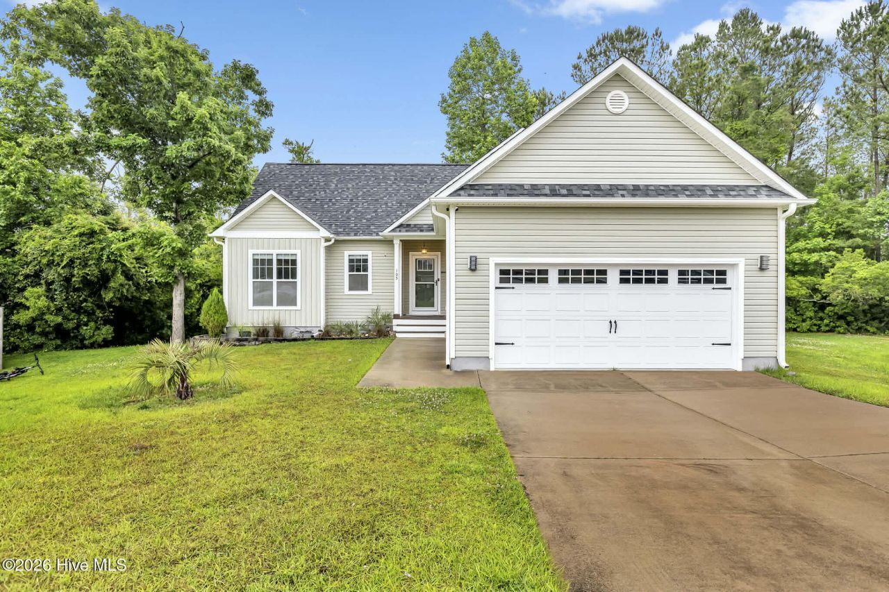 105 Ginko Court, Jacksonville, NC 28546 Main Photo