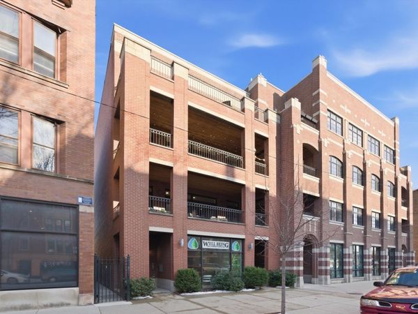 4821 N Damen Avenue , Unit 4, Chicago, IL 60625