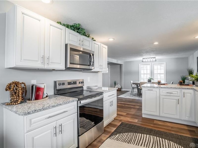 8240 Looney Road, Piqua, OH 45356 Photo 14