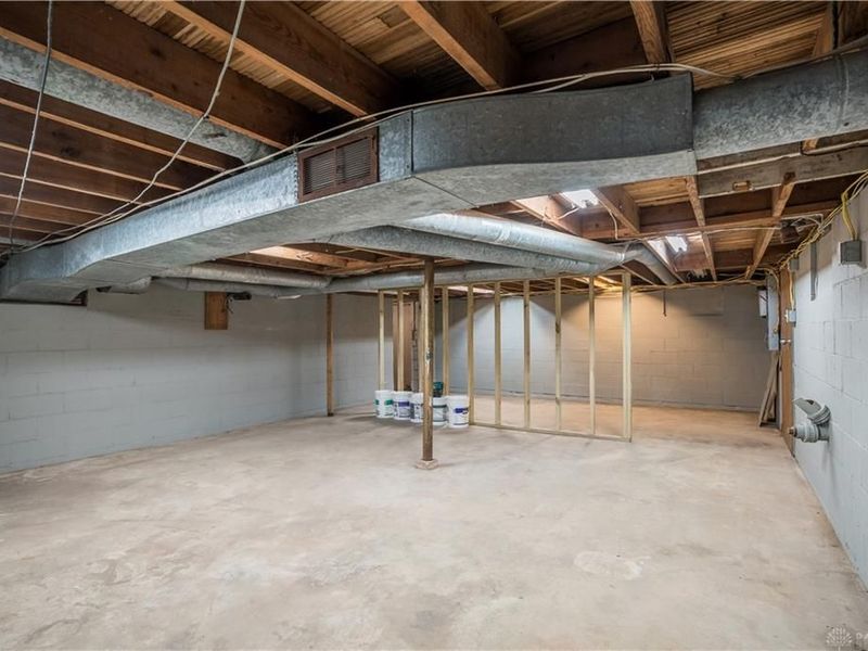 8240 Looney Road, Piqua, OH 45356 Photo 37