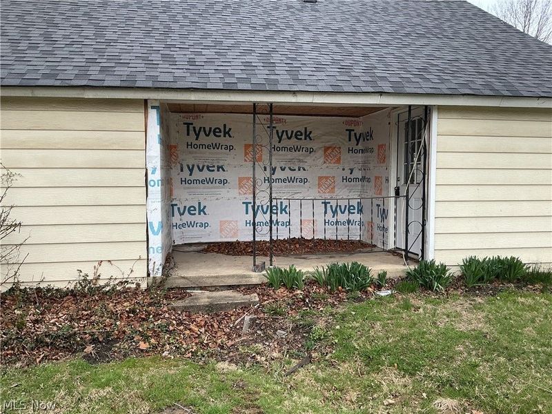 57 W 1st Street, Frazeysburg, OH 43822 Photo 3