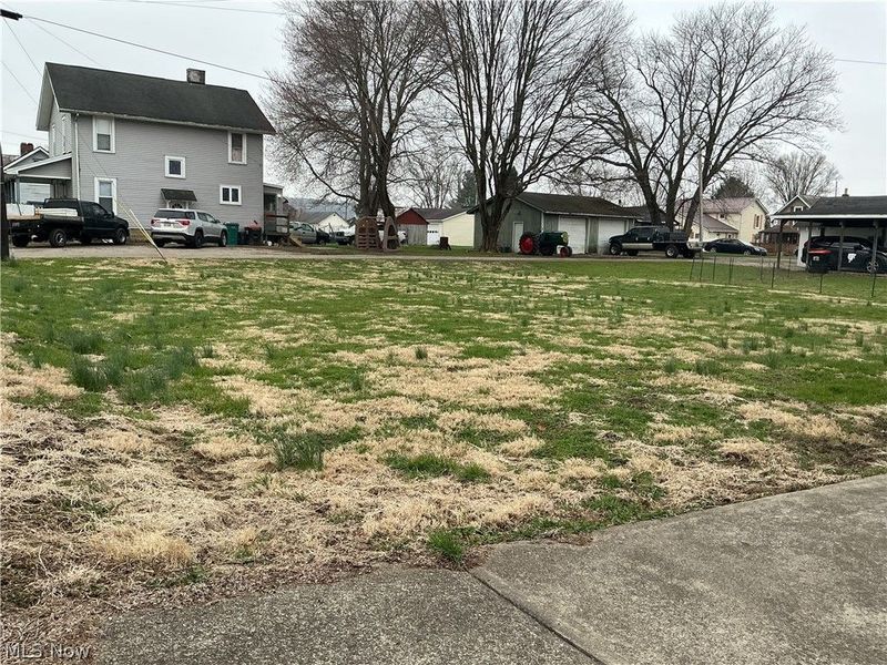 57 W 1st Street, Frazeysburg, OH 43822 Photo 4