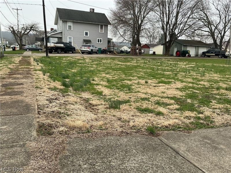 57 W 1st Street, Frazeysburg, OH 43822 Photo 5