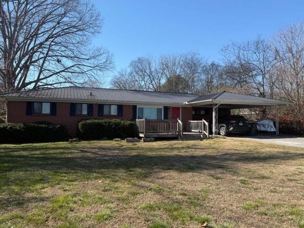 1943 Old Lafayette Road , Fort Oglethorpe, GA 30742