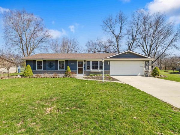 3621 Turf Lane, Fort Wayne, IN 46804