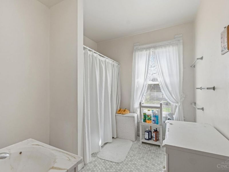 6204 Prentice Street, Cincinnati, OH 45227 Photo 12