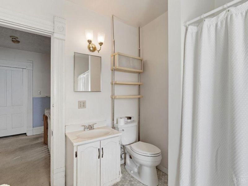 6204 Prentice Street, Cincinnati, OH 45227 Photo 13