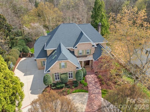 2095 Kings Manor Drive, Weddington, NC 28104