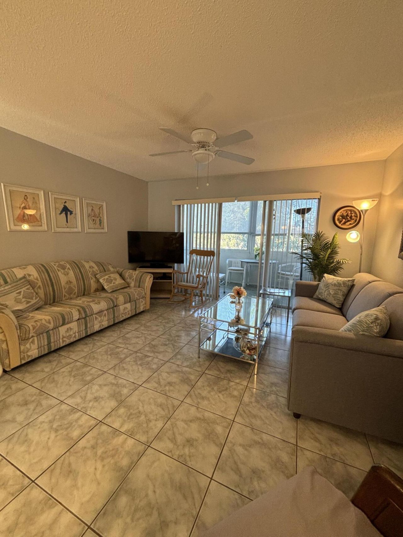 725 Lori Drive, Unit 203, Palm Springs, FL 33461 Photo