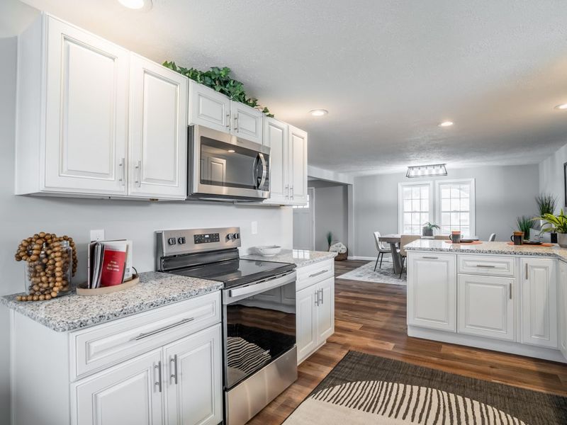 8240 Looney Road, Piqua, OH 45356 Photo 14