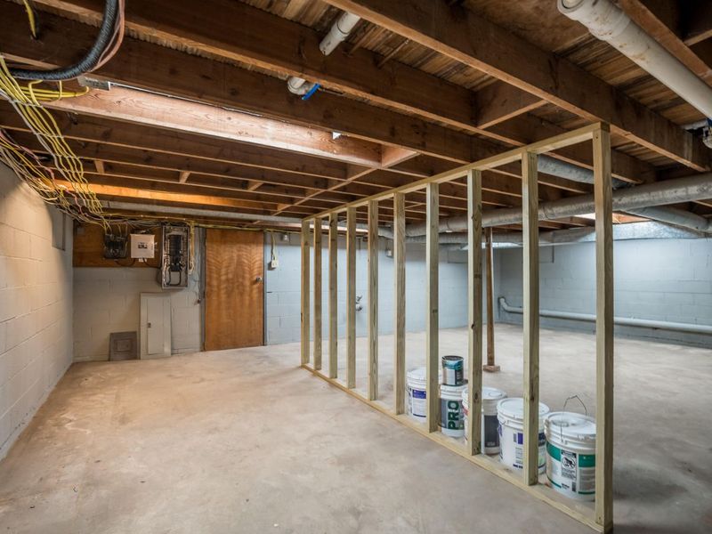 8240 Looney Road, Piqua, OH 45356 Photo 36