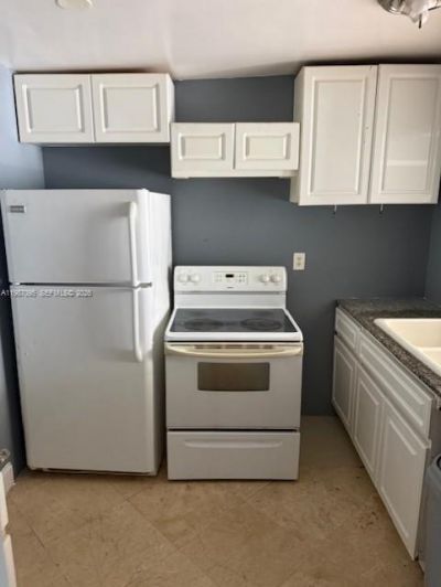 488 NW 165th St Rd, Unit B-408, Miami, FL 33169 Photo