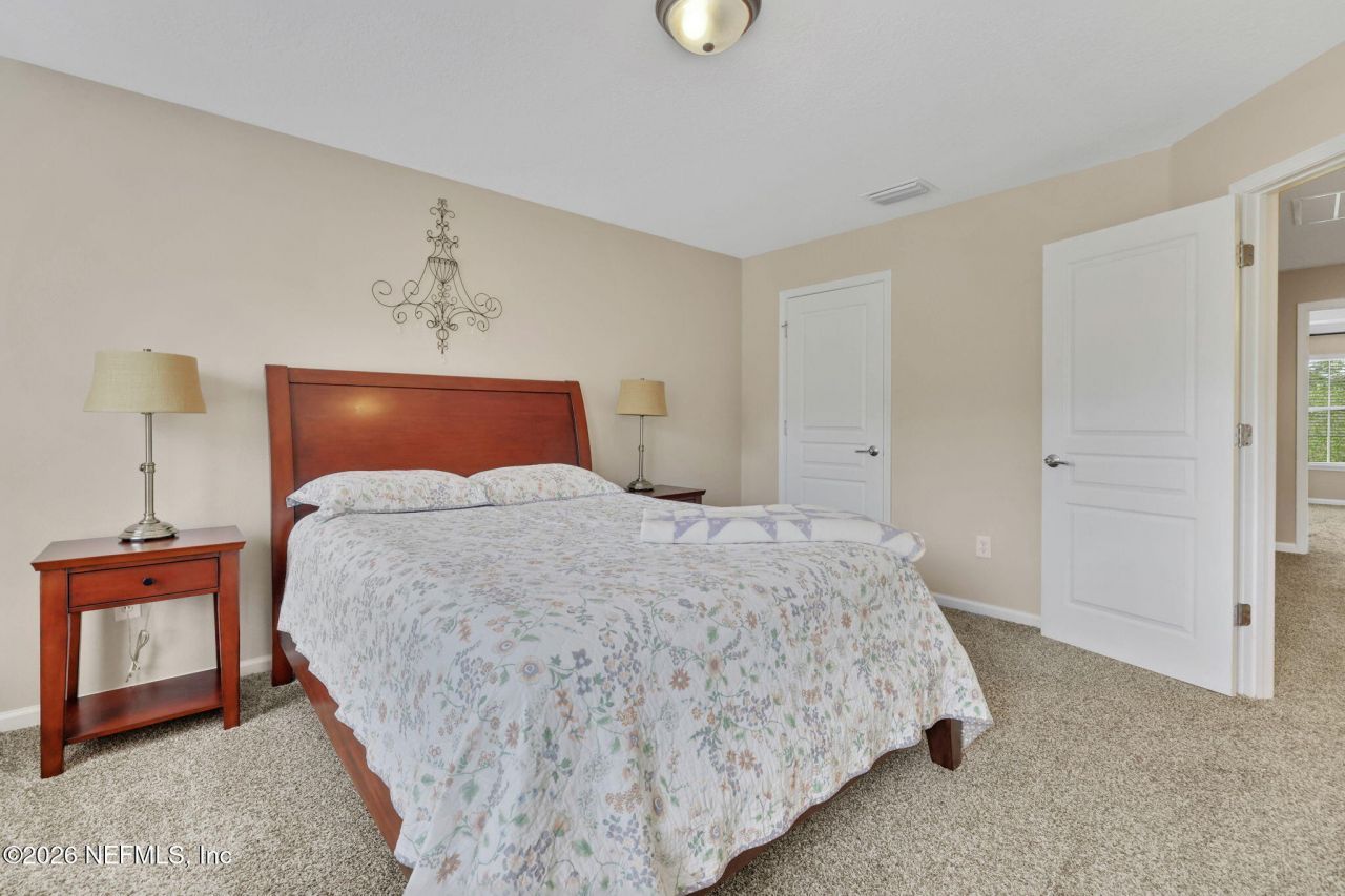 4274 Studio Park Avenue, Jacksonville, FL 32216 Photo
