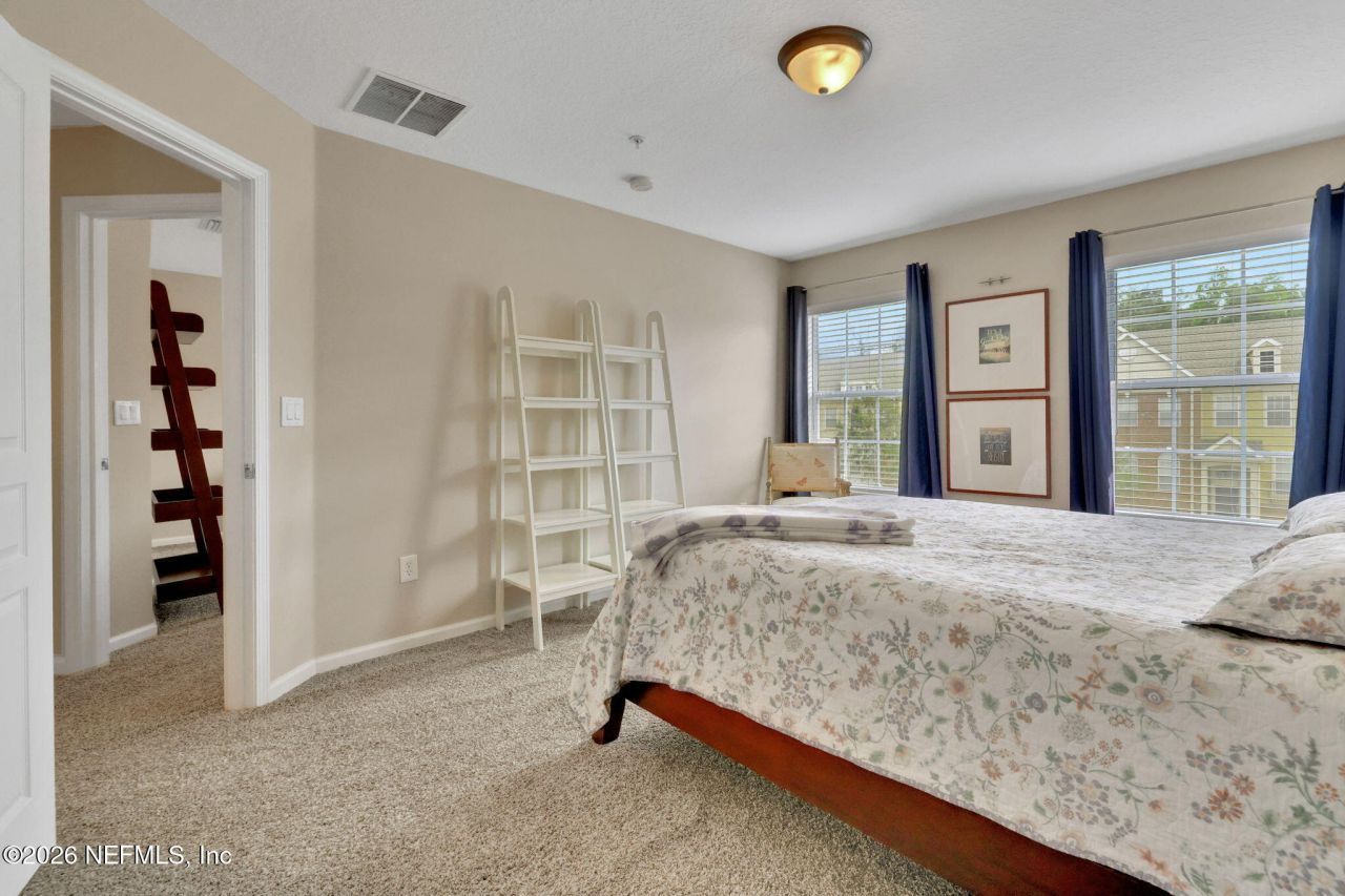 4274 Studio Park Avenue, Jacksonville, FL 32216 Photo