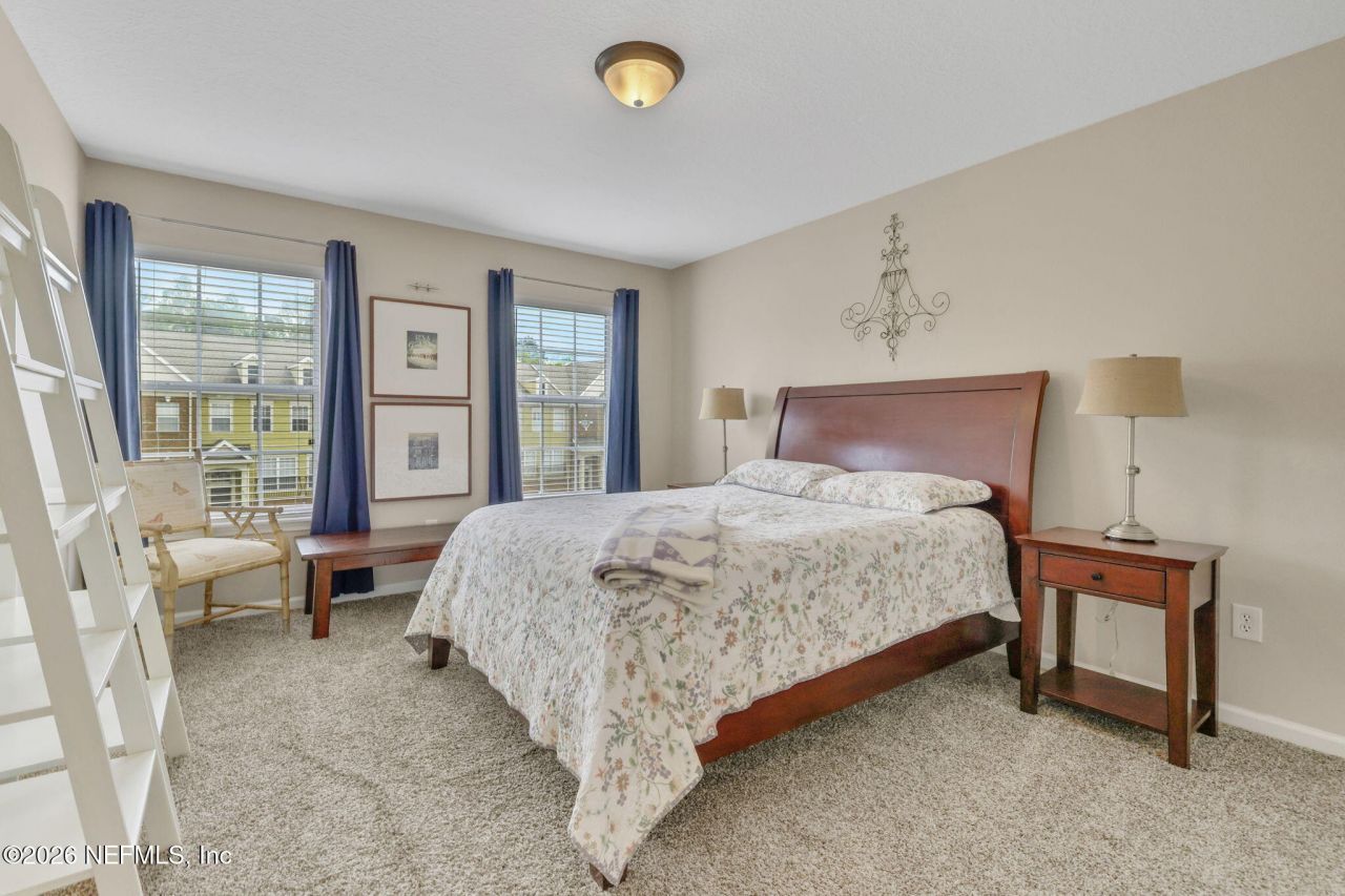 4274 Studio Park Avenue, Jacksonville, FL 32216 Photo