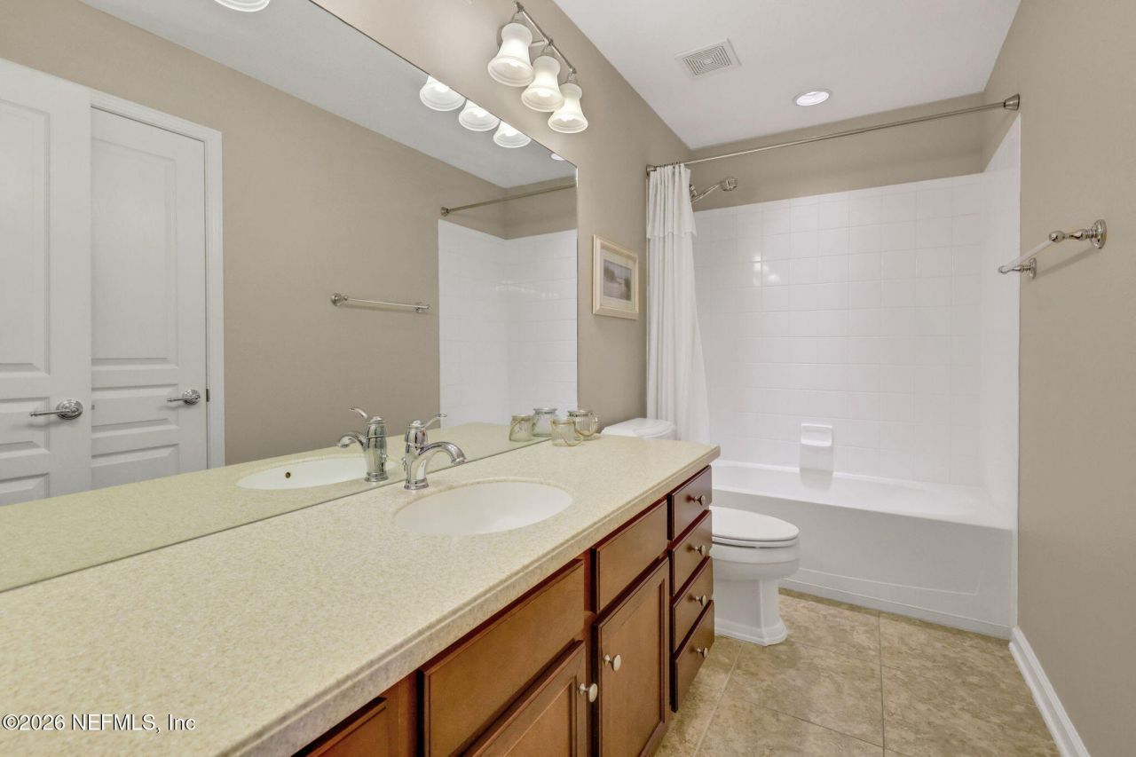 4274 Studio Park Avenue, Jacksonville, FL 32216 Photo