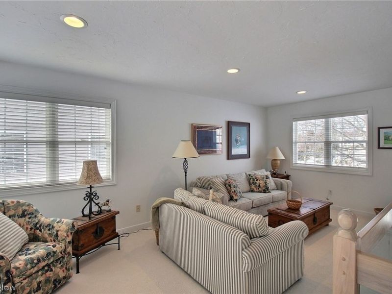 441 W Glengary Circle, Highland Heights, OH 44143 Photo 23