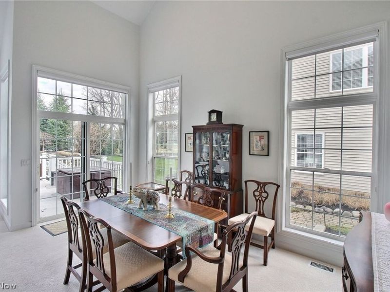 441 W Glengary Circle, Highland Heights, OH 44143 Photo 7