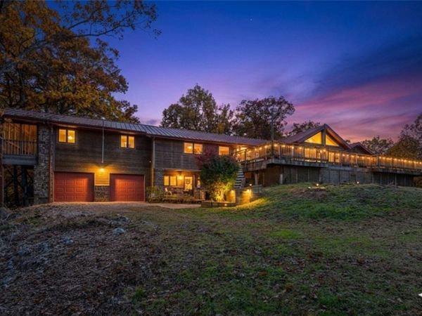 17450 Railroad Cut Road , Rogers, AR 72756