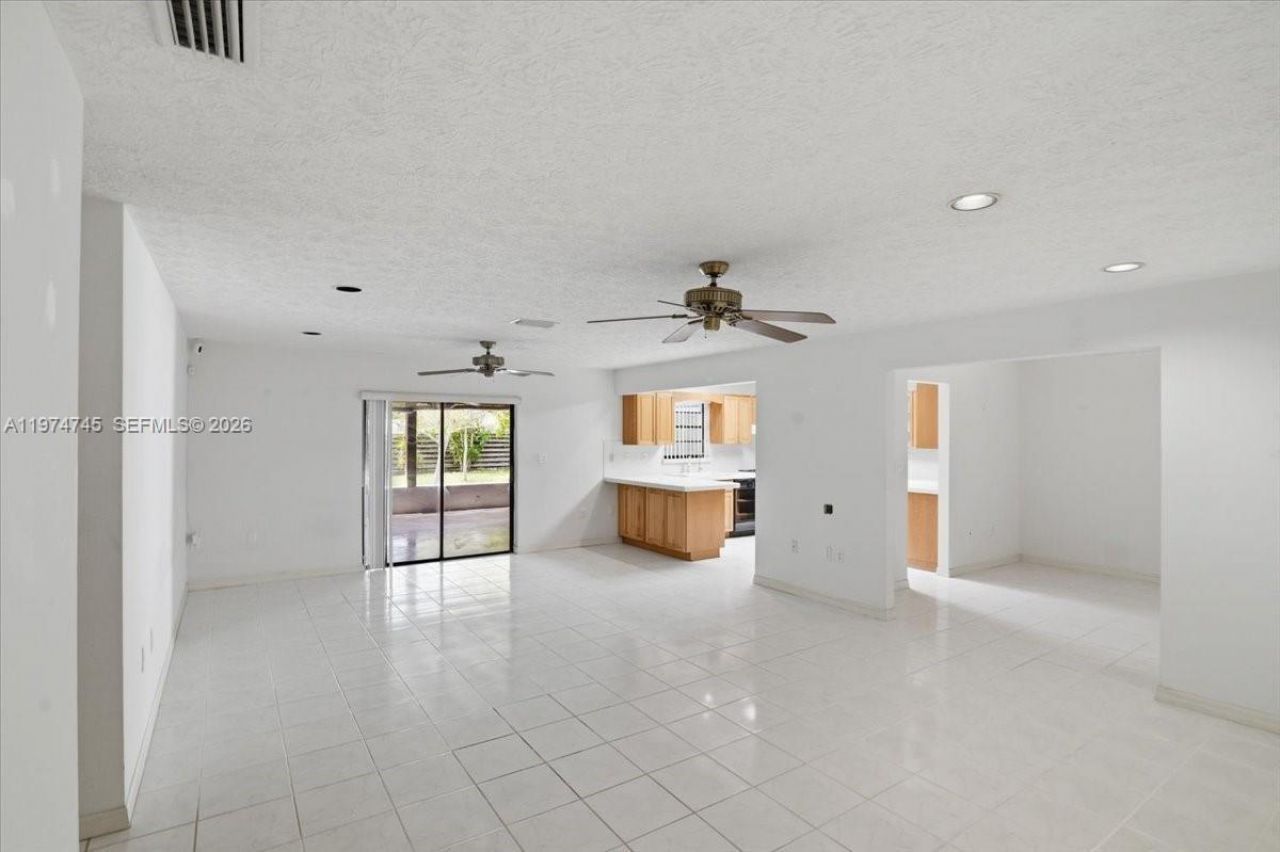 28220 SW 161st Ave, Homestead, FL 33033 Photo