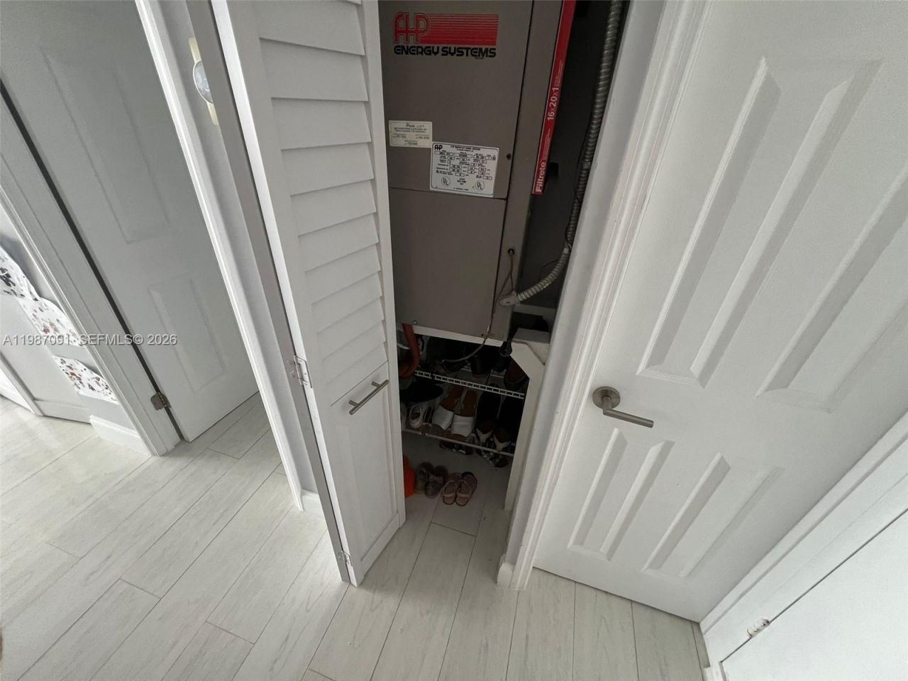 1301 NE Miami Gardens Dr , Unit 1013W, Miami, FL 33179 Photo