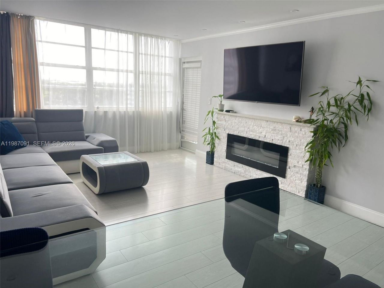 1301 NE Miami Gardens Dr , Unit 1013W, Miami, FL 33179 Photo