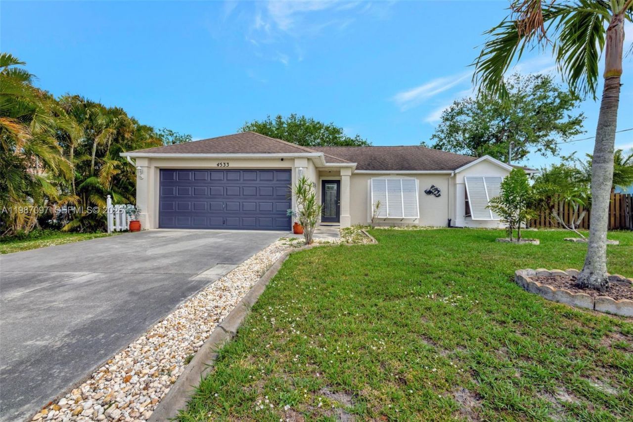 4533 SW Cacao St , Port Saint Lucie, FL 34953 Photo