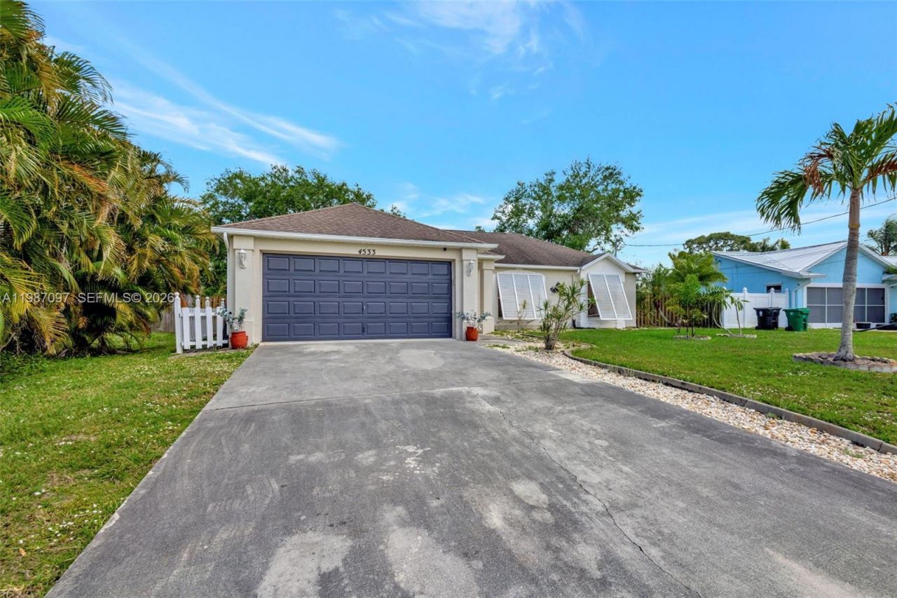 4533 SW Cacao St , Port Saint Lucie, FL 34953 Photo