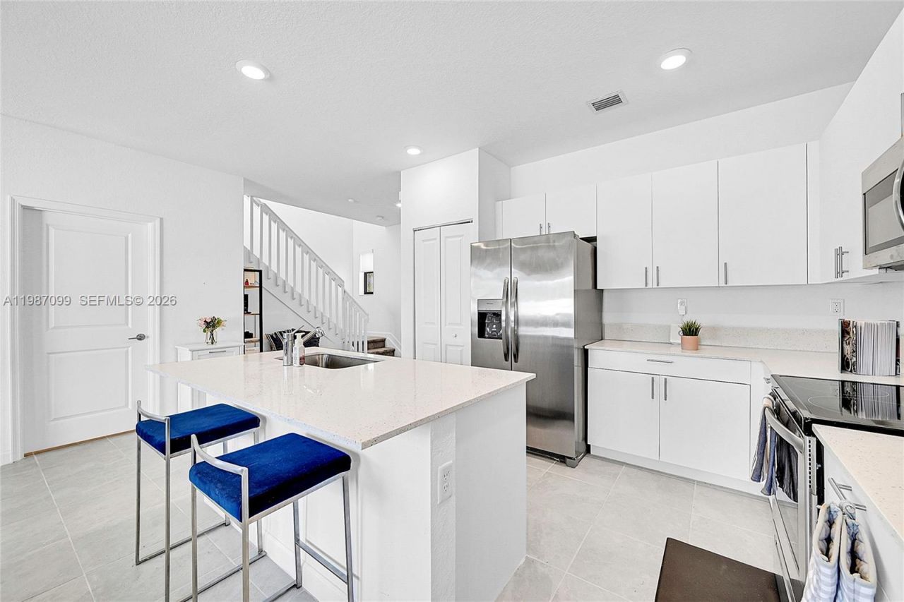 20357 NW 4th Path, Miami Gardens, FL 33169 Photo