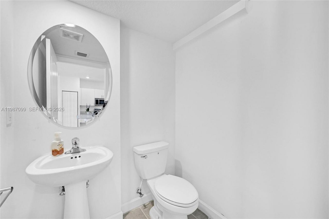 20357 NW 4th Path , Miami Gardens, FL 33169 Photo