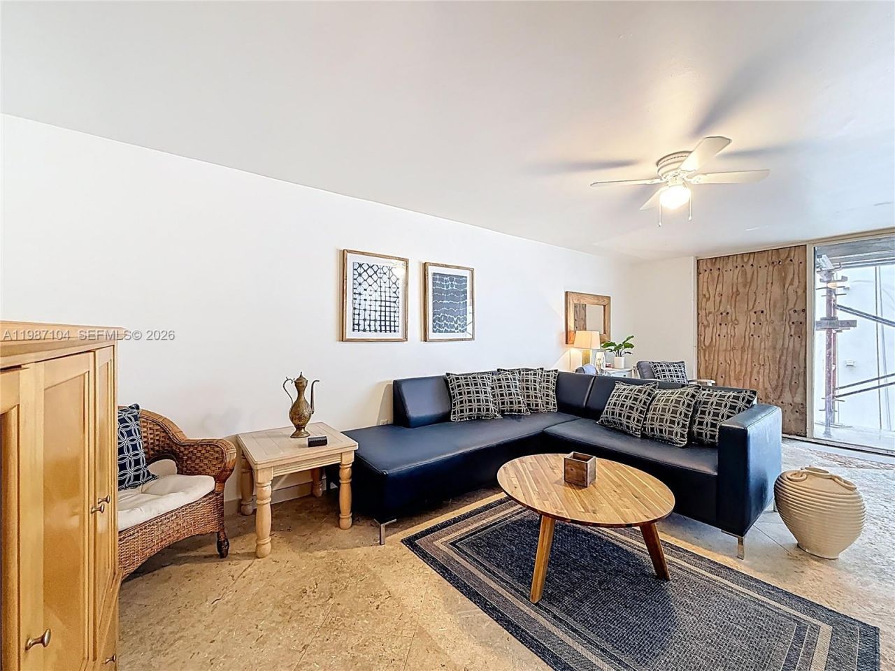 6061 Collins Ave , Unit 12D, Miami Beach, FL 33140 Photo