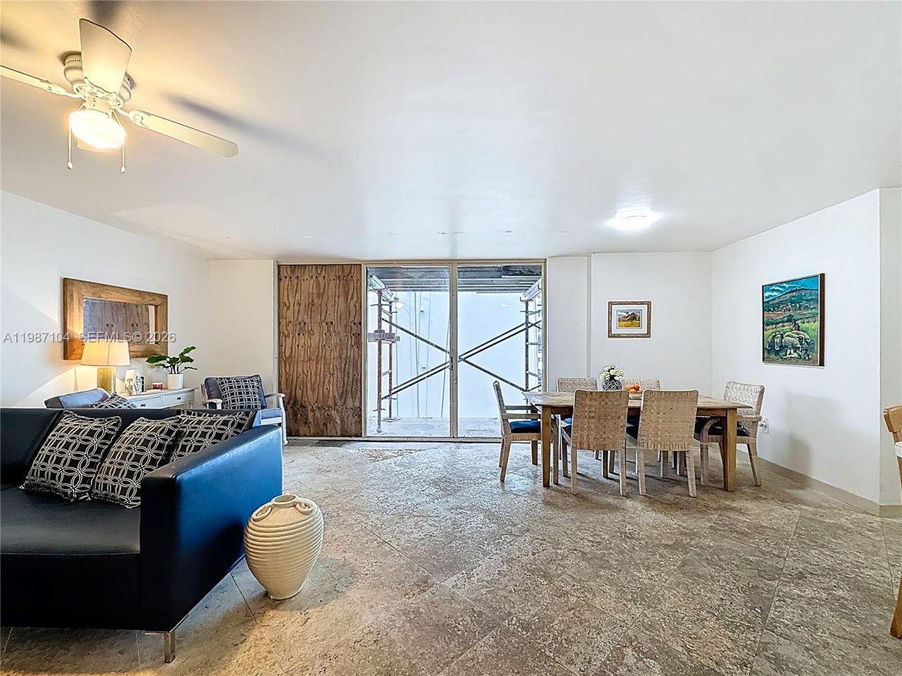 6061 Collins Ave , Unit 12D, Miami Beach, FL 33140 Photo