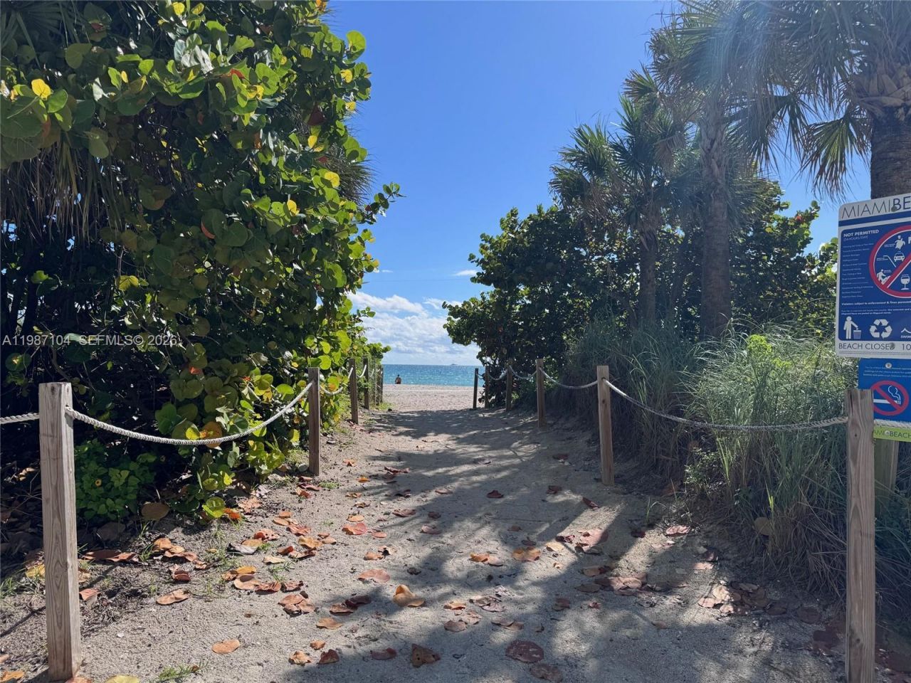 6061 Collins Ave , Unit 12D, Miami Beach, FL 33140 Photo