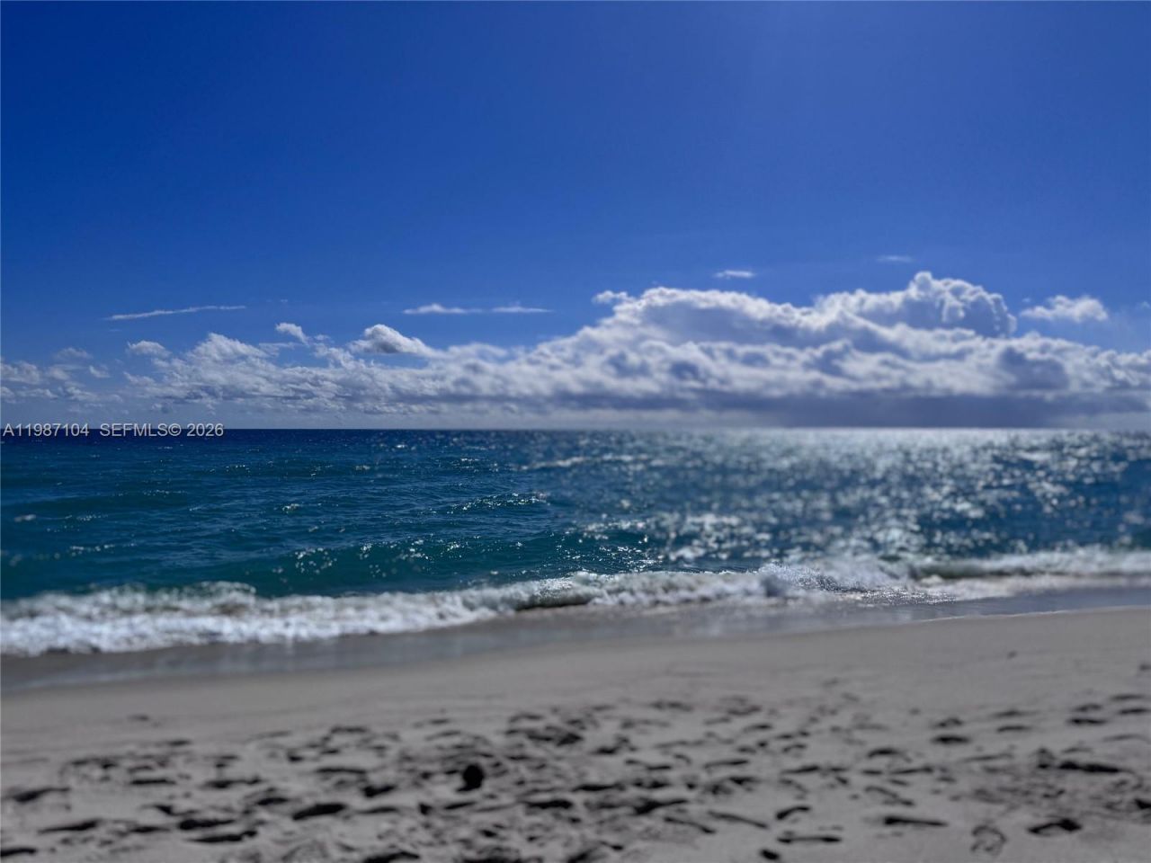 6061 Collins Ave , Unit 12D, Miami Beach, FL 33140 Photo