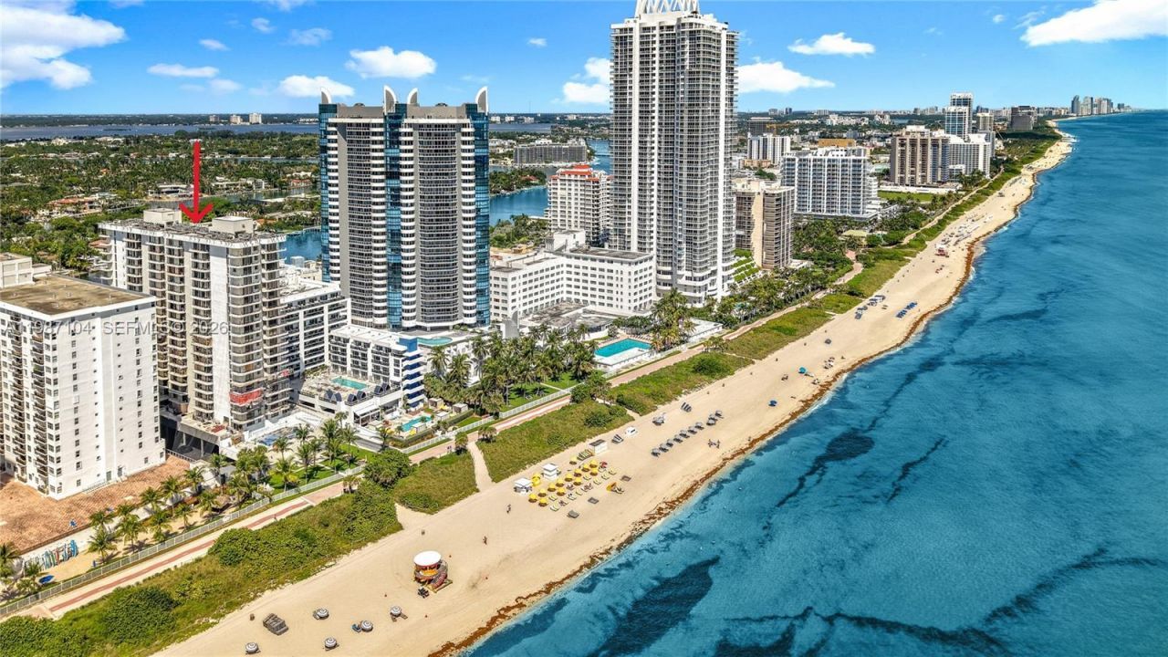 6061 Collins Ave , Unit 12D, Miami Beach, FL 33140 Photo