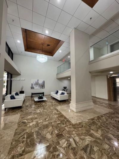 6061 Collins Ave , Unit 12D, Miami Beach, FL 33140 Photo