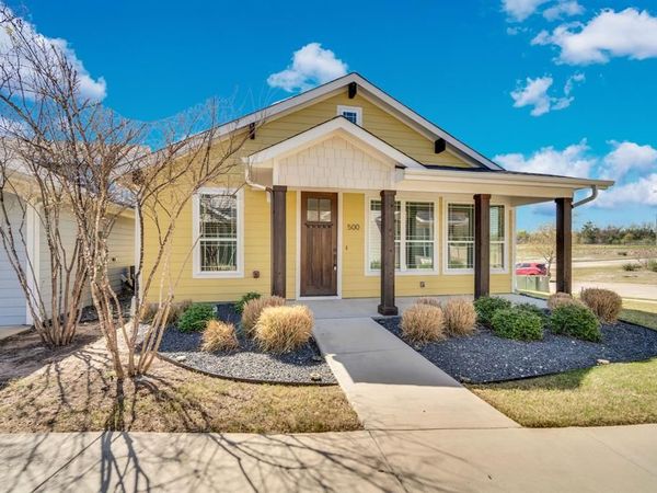 500 Woodside Trail, Waxahachie, TX 75165