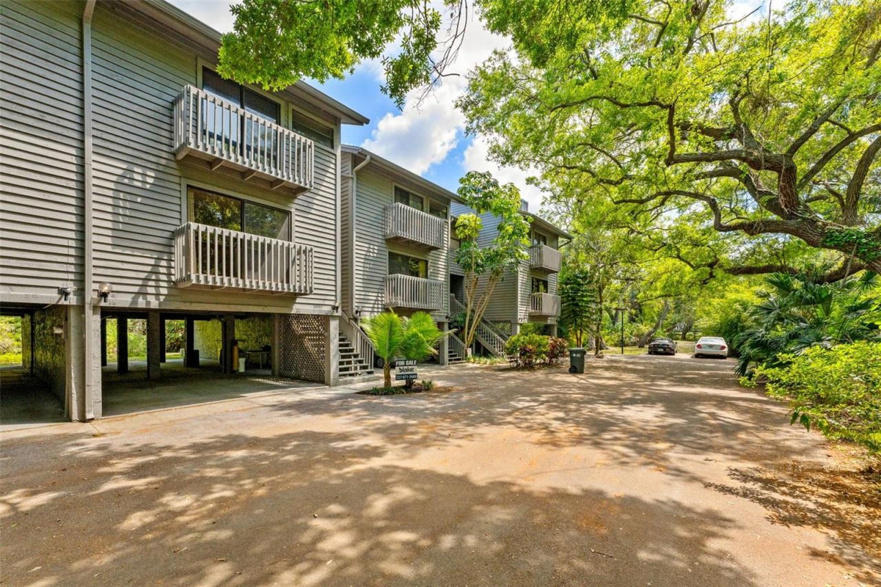 2055 Arbor Drive , Clearwater, FL 33760 Photo