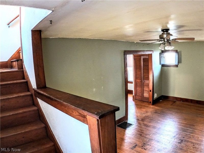 328 W Bowman Street, Wooster, OH 44691 Photo 5