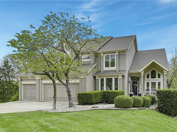 13505 W 53rd Terrace, Shawnee, KS 66216