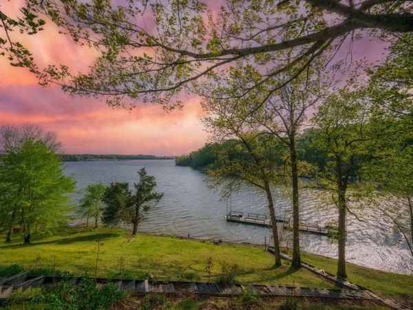 175 Mallard Point Cir, Unit 8, Camden, TN 38320