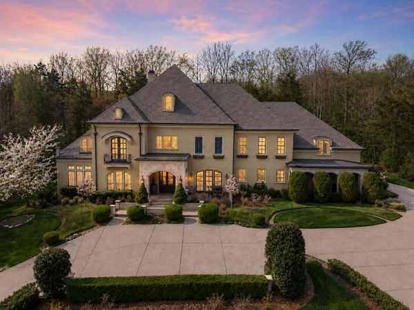 1606 Whispering Hills Dr, Franklin, TN 37069