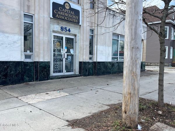 854 Madison Avenue, Albany, NY 12208