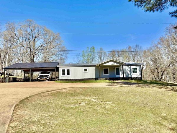 330 POST OFFICE RD, Michie, TN 38357